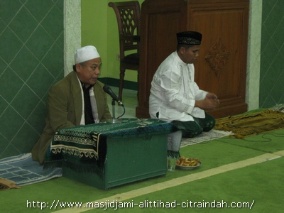 Fiqih, Ustad KH Yusuf Kamil